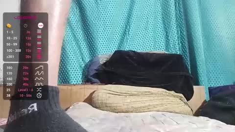 Snapshot of desi_boy799417 chatting on February 12, 3:38 pm desi_boy799417 online show from February 12, 3:38 pm