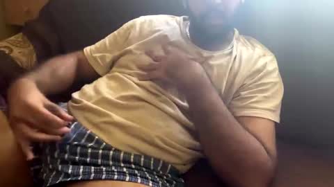 desidaddywaves online show from April 27, 4:36 pm