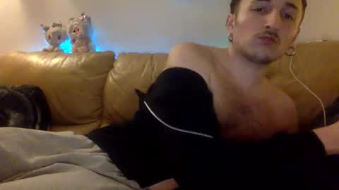 deusexmachine1 online show from February 8, 10:58 pm