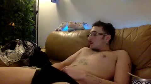 deusexmachine1 online show from February 18, 11:02 pm