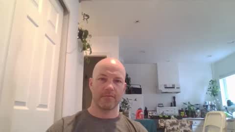 dex12112111 online show from April 12, 5:14 pm