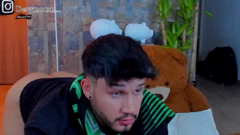 JULIAN online show from October 24, 8:32 pm