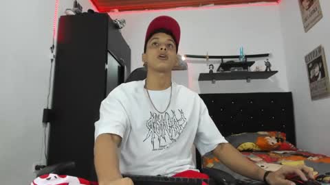 Deyvis Taylor7 online show from February 13, 3:50 am