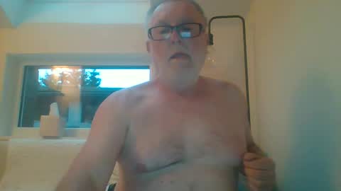 Snapshot of dial76 chatting on January 19, 7:46 am dial76 online show from January 19, 7:46 am