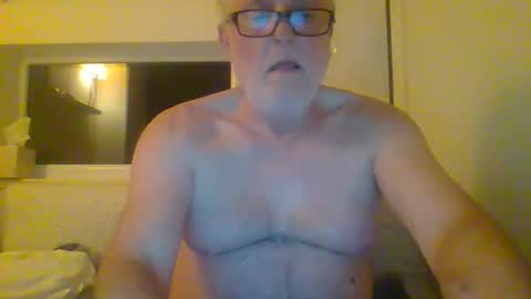 Snapshot of dial76 chatting on January 18, 4:19 am dial76 online show from January 18, 4:19 am