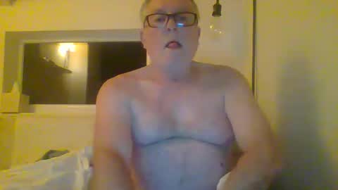 Snapshot of dial76 chatting on January 11, 6:35 am dial76 online show from January 11, 6:35 am