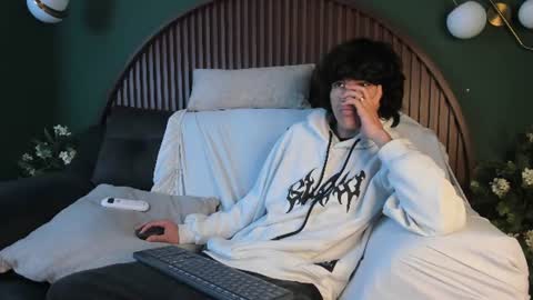 diamond_twink online show from July 24, 7:15 am