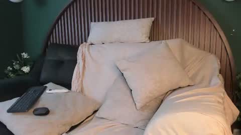 diamond_twink online show from July 17, 7:04 am