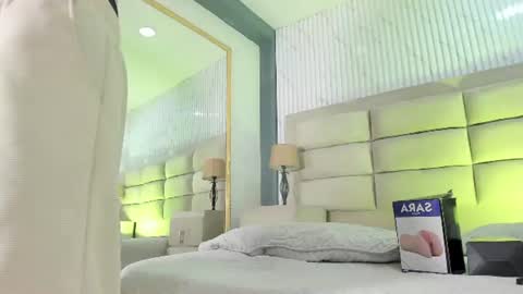 diamondss_1 online show from June 22, 3:25 am