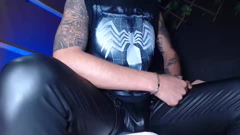 DICAPRIO online show from October 11, 5:11 am