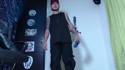 DICAPRIO online show from December 3, 7:55 pm