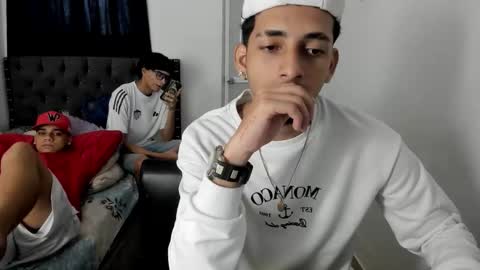 dick_master17 online show from December 4, 12:34 pm