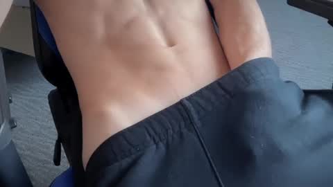 dickbboy19 online show from September 9, 1:21 pm