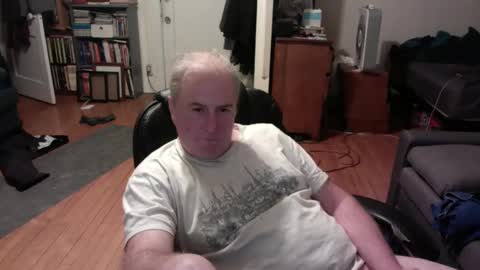 Snapshot of dickflasher5 chatting on January 20, 11:02 am Richard Fleischer online show from January 20, 11:02 am