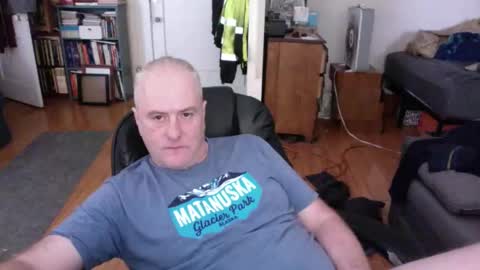 Snapshot of dickflasher5 chatting on December 19, 7:18 pm Richard Fleischer online show from December 19, 7:18 pm