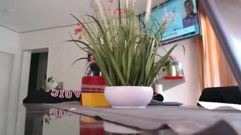 squirtcock online show from May 8, 10:49 am