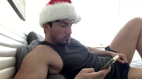 Snapshot of diegodavids chatting on December 17, 7:26 pm diegodavids online show from December 17, 7:26 pm