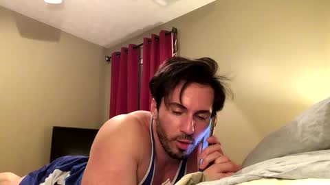 Snapshot of diegodavids chatting on January 18, 4:19 am diegodavids online show from January 18, 4:19 am