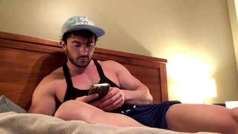 Snapshot of diegodavids chatting on February 26, 2:36 pm diegodavids online show from February 26, 2:36 pm