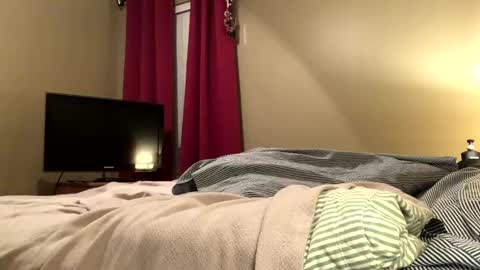 Snapshot of diegodavids chatting on February 16, 3:05 am diegodavids online show from February 16, 3:05 am