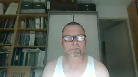 dierenfeld online show from March 31, 9:27 pm