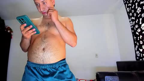 Snapshot of diiego_xxx chatting on September 13, 8:21 pm diiego_xxx online show from September 13, 8:21 pm