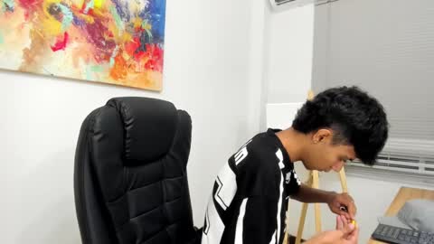 dikey_18 online show from March 11, 8:42 pm