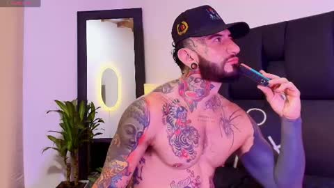 Dilan Scootk online show from July 9, 7:39 pm