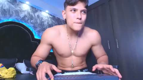 dilanmiller_ online show from June 17, 7:37 pm