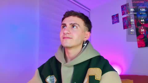 Julian Independent Model online show from February 15, 1:45 am