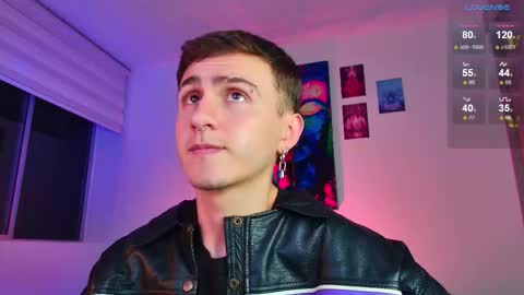 Julian Independent Model online show from November 25, 11:18 pm