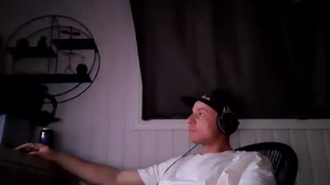 dirkdigglerofficial online show from June 13, 10:29 pm