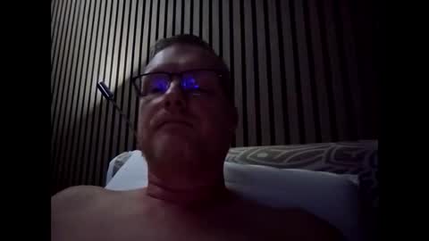 dirkkie1975 online show from March 26, 12:04 am