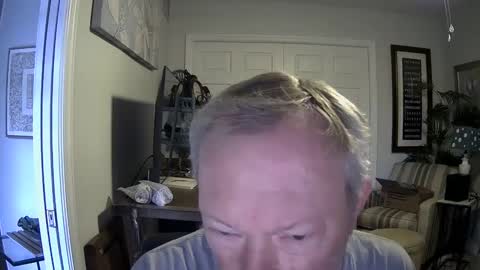 Snapshot of dirkpitt223 chatting on January 7, 2:38 pm DirtkPitt Fun guy working online show from January 7, 2:38 pm