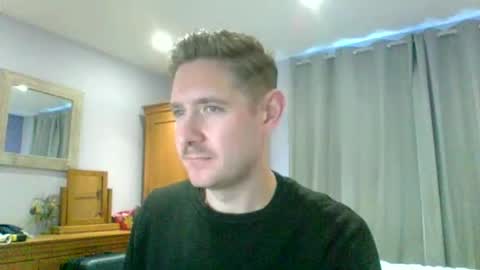 Exhibitionist Ben online show from November 10, 12:32 pm