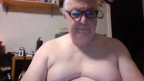 Fergus online show from April 25, 11:13 pm