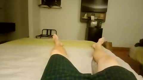 dirtypop2001 online show from December 20, 7:59 am