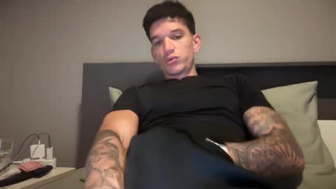 Snapshot of dirtyprettyboi chatting on March 4, 11:19 am buy tokens with link online show from March 4, 11:19 am
