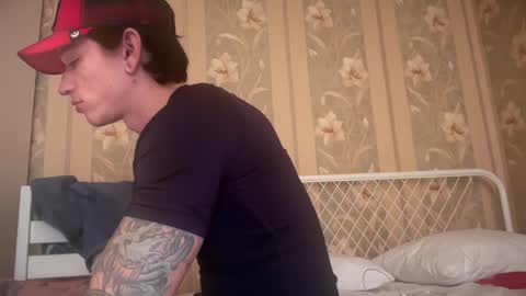 Snapshot of dirtyprettyboi chatting on February 20, 10:59 am buy tokens with link online show from February 20, 10:59 am