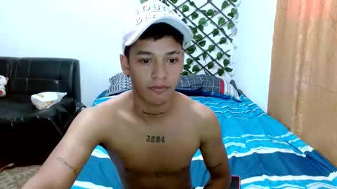 dirtyslimlatin online show from April 29, 5:17 pm