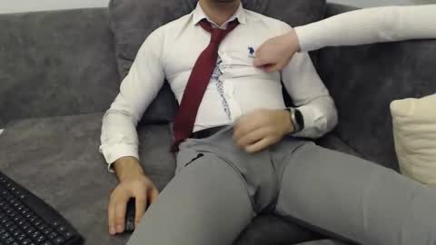 dirtyybooyy77 online show from March 6, 7:44 pm