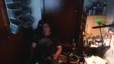 Snapshot of divitimido chatting on October 22, 12:02 am divitimido online show from October 22, 12:02 am