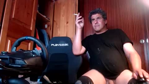 Snapshot of divitimido chatting on October 9, 6:29 am divitimido online show from October 9, 6:29 am