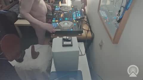 DJToyMaster online show from March 22, 3:22 am