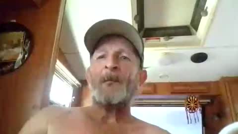 dl75doy online show from November 4, 2:01 am