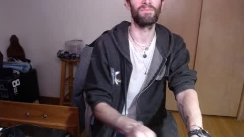 Snapshot of dnasfun chatting on December 10, 4:13 am DnAs FunTime online show from December 10, 4:13 am