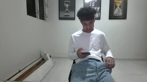 DollarHot30 online show from January 5, 6:02 am