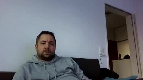 dombio_12 online show from February 21, 3:43 pm