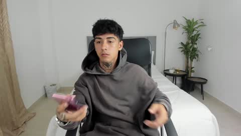 MASTER online show from February 26, 1:43 am