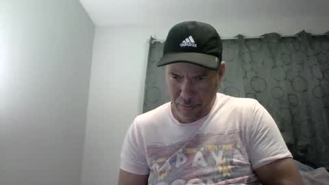 luis online show from February 11, 1:20 am